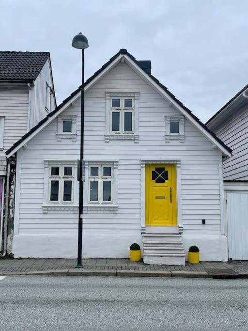 The Yellow Door Stavanger Exteriör bild
